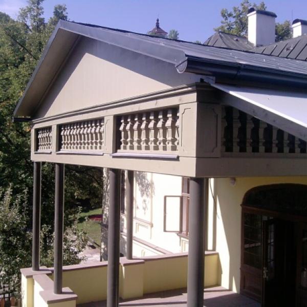 Zadná terasa Hlavného Banského úradu v Banskej Štiavnici (pôvodný stav - stav po rekonštrukcii)